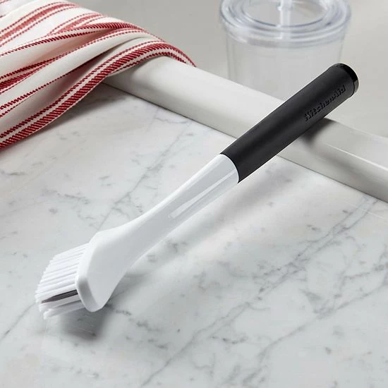 KitchenAid KE106OHBA Kitchen Sink Area Brush KitchenAid KE106OHBA Kitchen Sink Area Brush -KitchenAid Shop unnamed file 1695