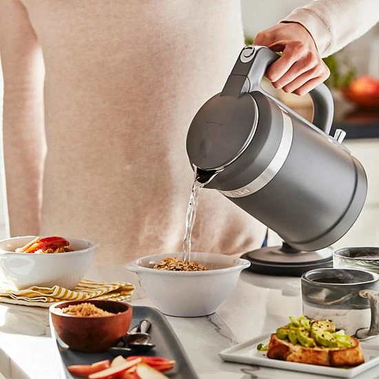 KitchenAid® 1.5-liter Electric Kettle With Dual Wall Insulation Empire Red 6 KitchenAid® 1.5-liter Electric Kettle With Dual Wall Insulation Empire Red - Image 4