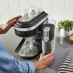 KitchenAid® KESMK4BM Automatic Milk Frother Attachment 4 KitchenAid® KESMK4BM Automatic Milk Frother Attachment -KitchenAid Shop unnamed file 839